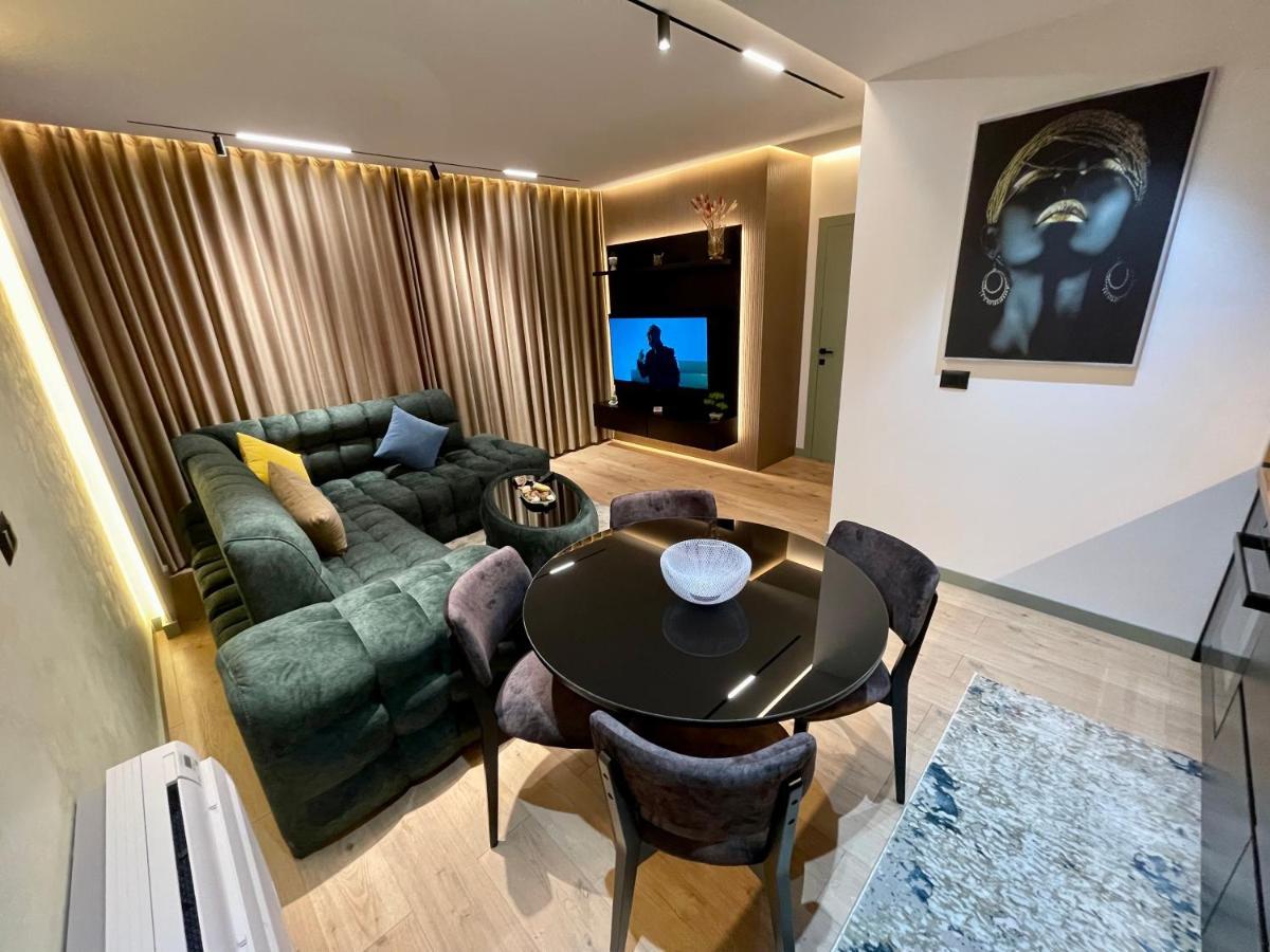 Queens Luxury Apartments تيرانا المظهر الخارجي الصورة