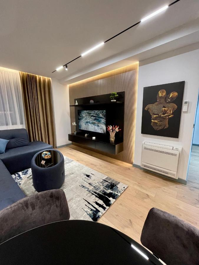 Queens Luxury Apartments تيرانا المظهر الخارجي الصورة