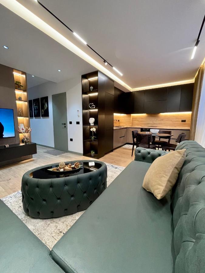 Queens Luxury Apartments تيرانا المظهر الخارجي الصورة