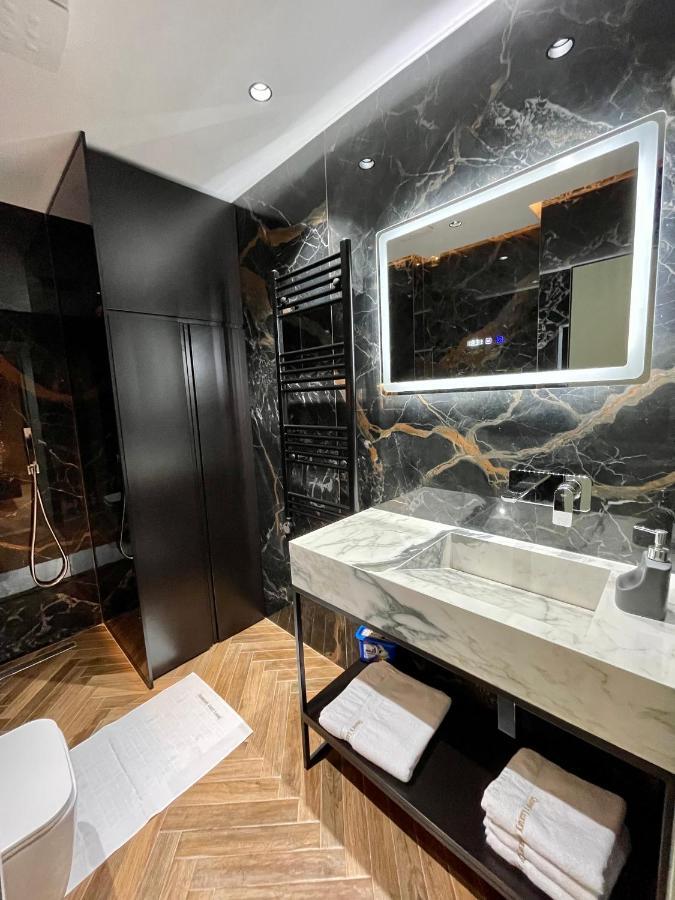 Queens Luxury Apartments تيرانا المظهر الخارجي الصورة