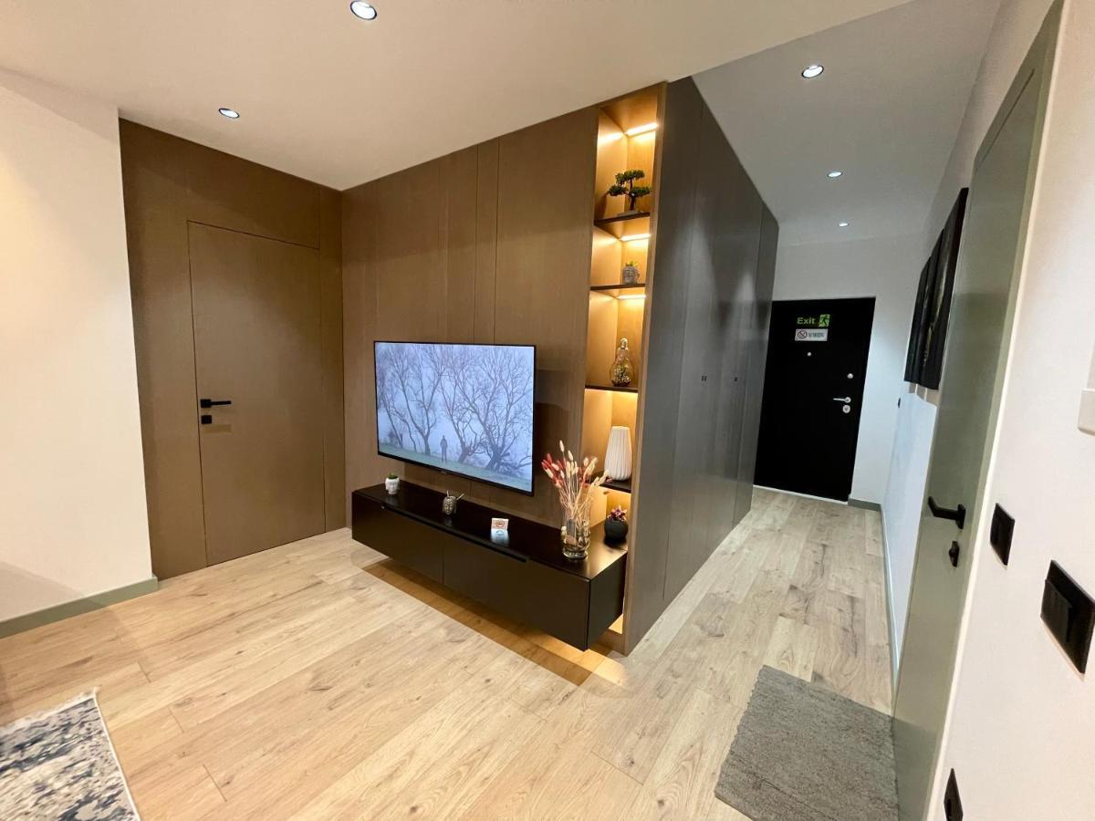 Queens Luxury Apartments تيرانا المظهر الخارجي الصورة