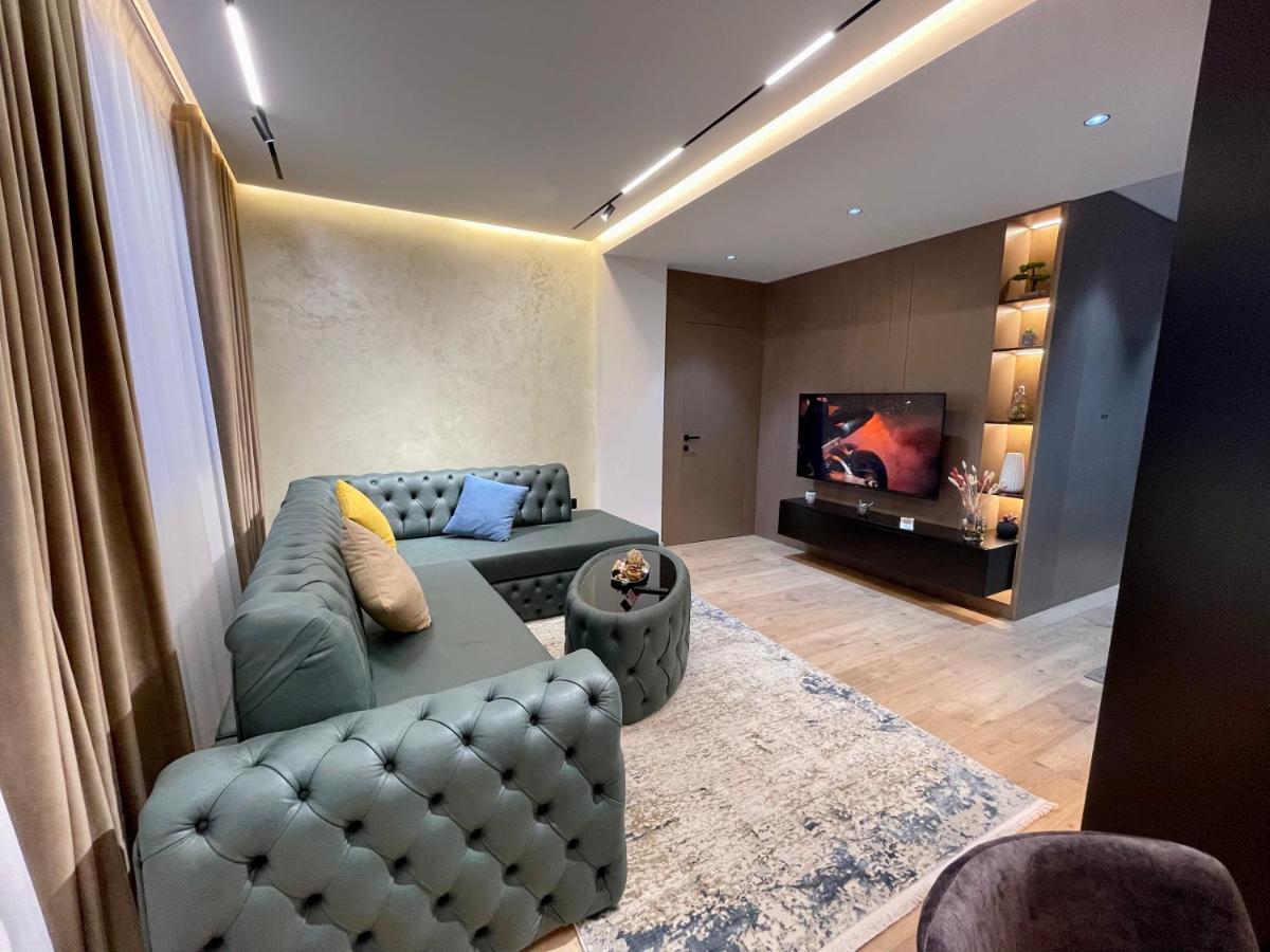 Queens Luxury Apartments تيرانا المظهر الخارجي الصورة